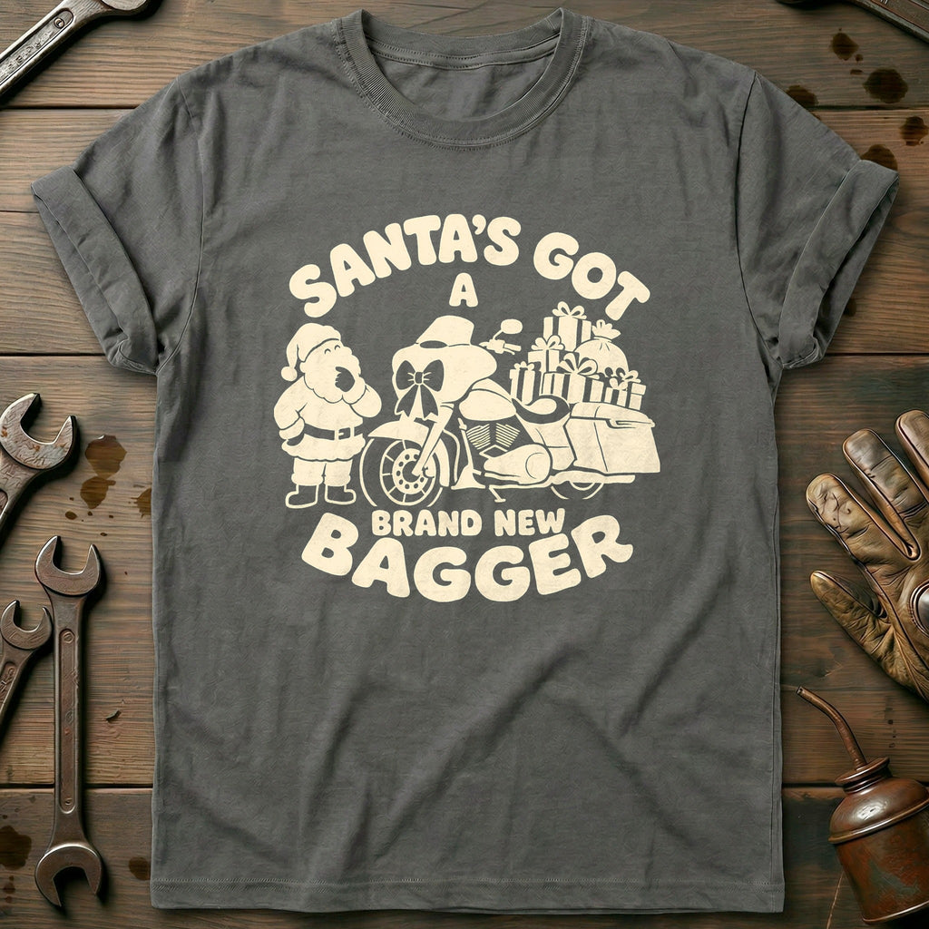 Santa's Got a Brand New Bagger Motorcycle T-Shirt product image 3